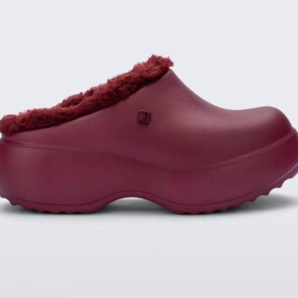 🔹️MELISSA🔹️ Melissa Free Fluffy Platform Clog Heels Burgandy for women - Picture 2 of 7
